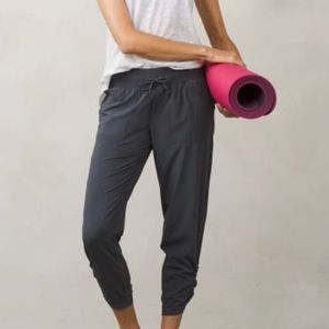 PrAna W’s Midtown Capri Blk